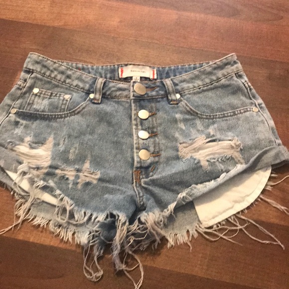 Signature8 Pants - Signature Eight Distressed Destroyed Cheeky Short